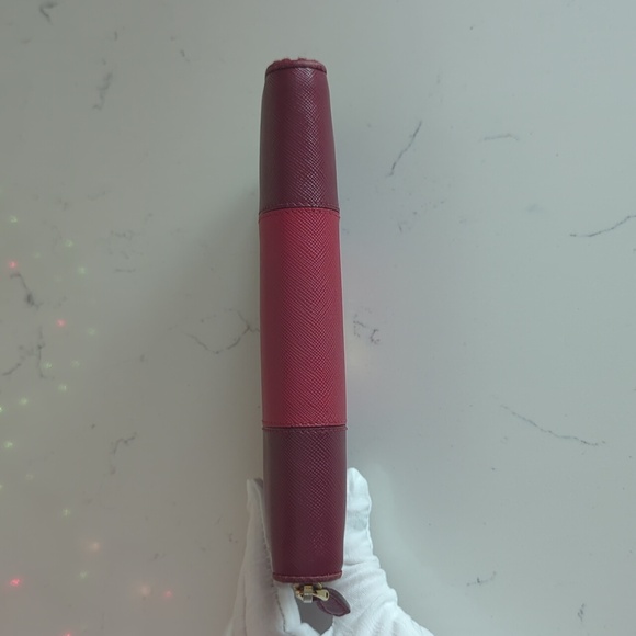 Prada Saffiano zippy wallet - Picture 17 of 17